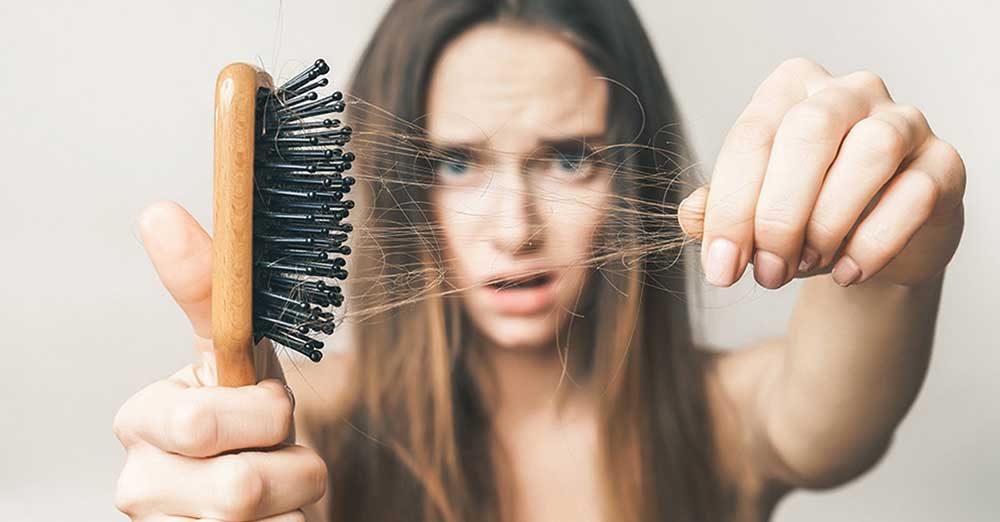 وصفة طبيعية لعلاج تساقط الشعر.1