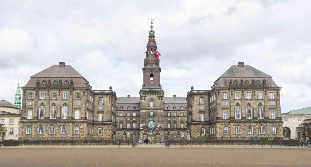 قصر كريستيانسبورغ