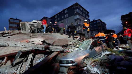 حصيلة ضحايا انهيار عقار في اسطنبول