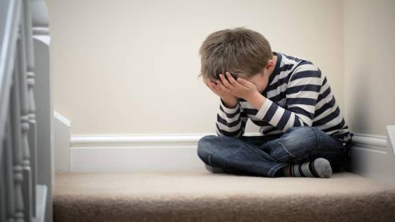 كيف تعرفين إصابة طفلك بالإكتئاب؟