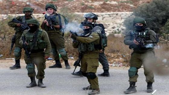 قوات الاحتلال تعتقل 27 فلسطينيا في الضفة