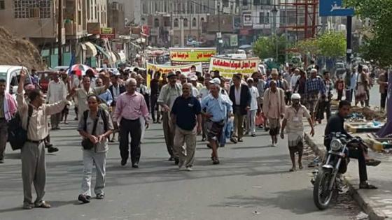 اليمن.. مظاهر انهيار خلدونية: تعصب، قبلية، غثائية، وهبوط ما يعتمد عليه!